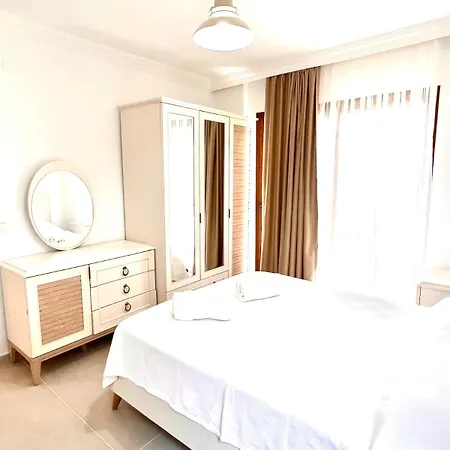 Spacious & Serene Retreat In Prime Location Of - Antalya アパート *