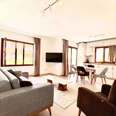 アパート Spacious & Serene Retreat In Prime Location Of - Antalya